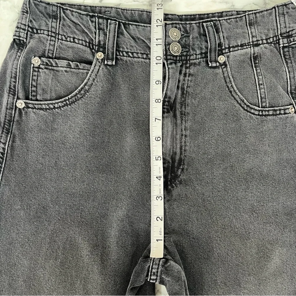 We the free Aster Straight Leg Jeans Barrel Leg in Asteroid Washed Black Size 30 - Picture 9 of 16